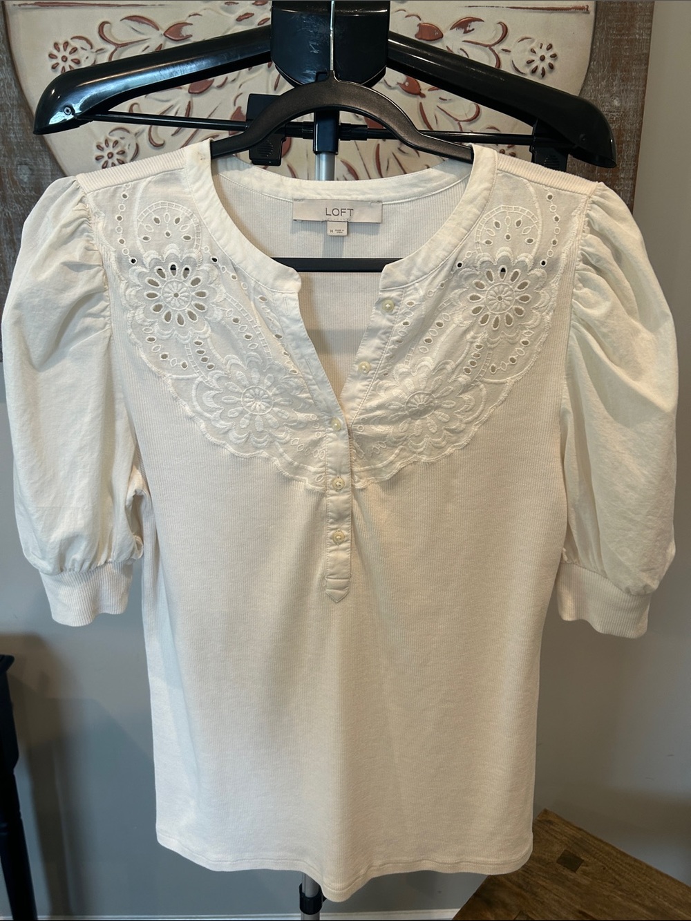 LOFT Women’s Cream Eyelet Embroidered Puff-Sleeve Henley shirt/ Size Medium